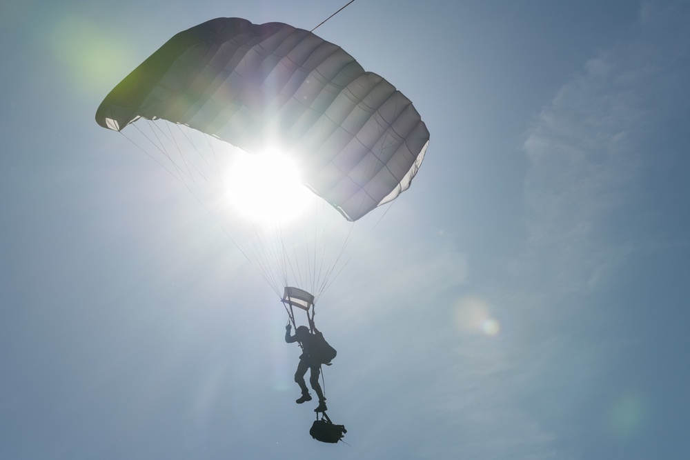 Belgian Paratroopers Sustainment Training on Chièvres AB