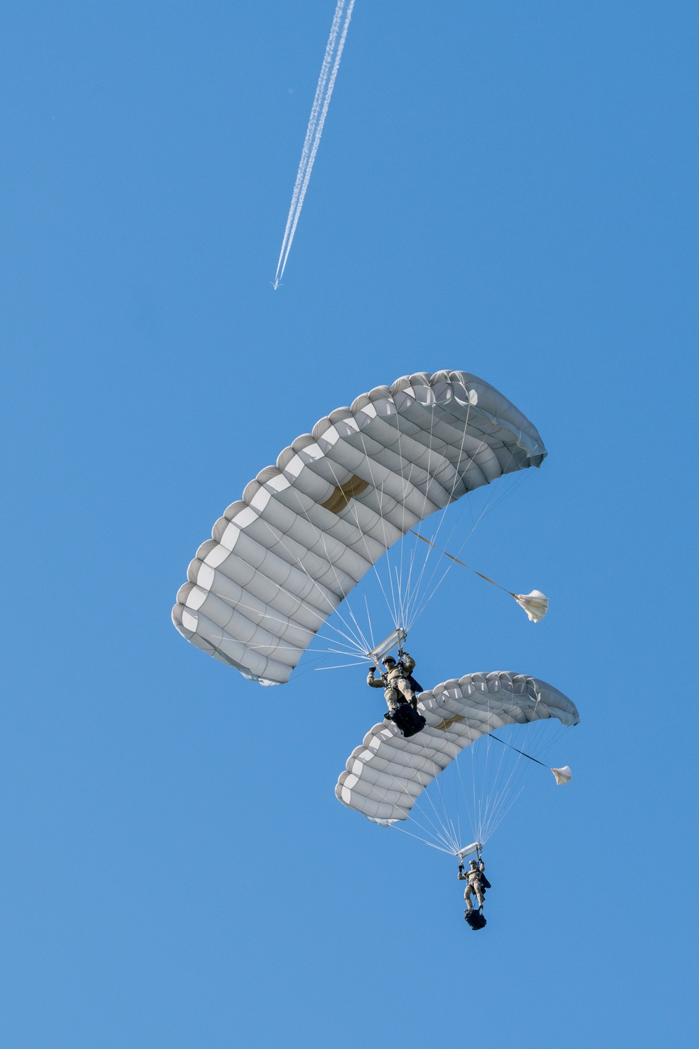 Belgian Paratroopers Sustainment Training on Chièvres AB