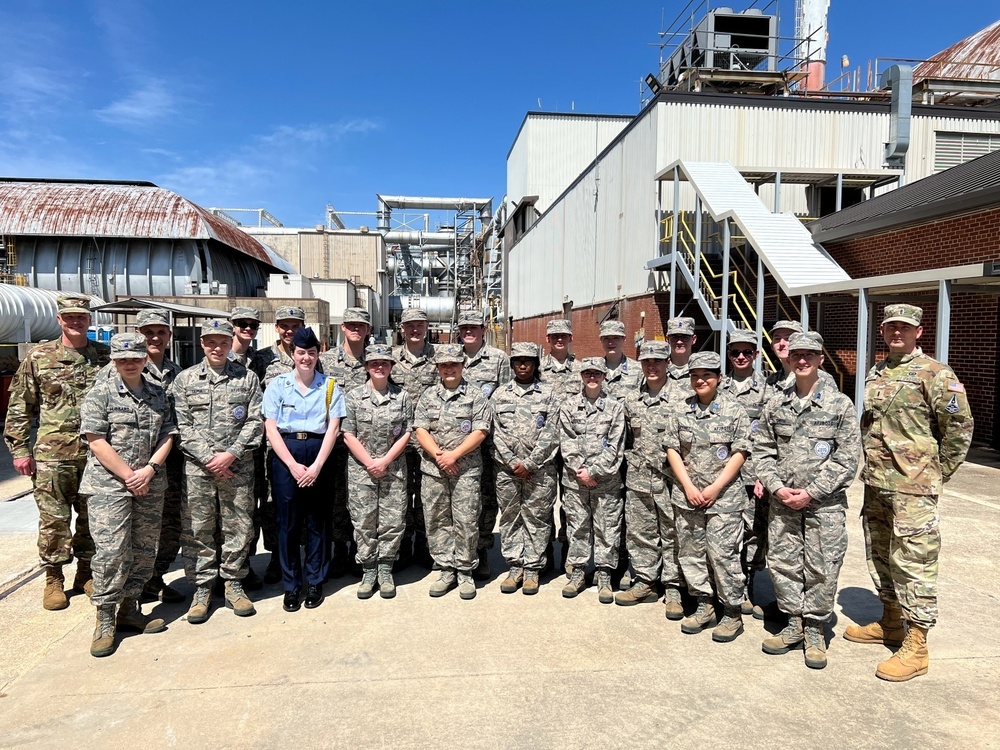 Alabama JROTC cadets visit Arnold Air Force Base