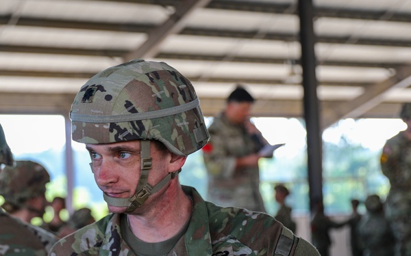Paratroopers Conduct IMC