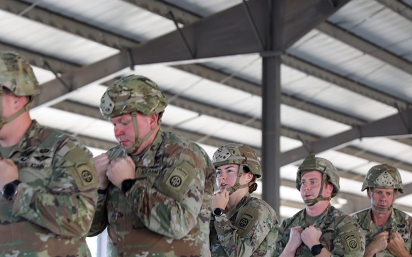 Paratroopers Conduct IMC