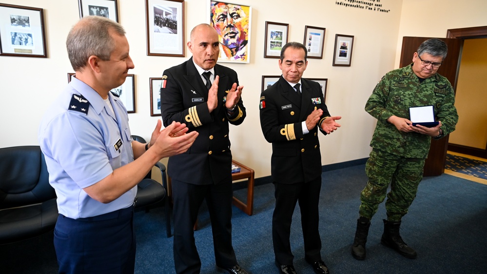 CESNAV Visits IADC