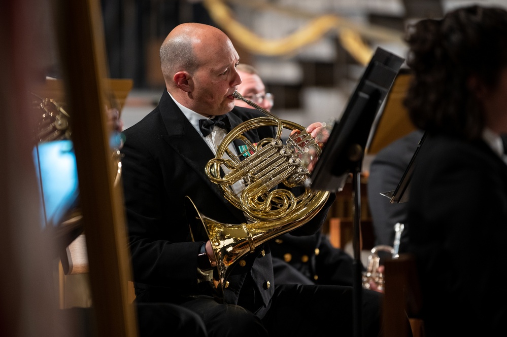 Navy Band visits Valparaiso, Ind.