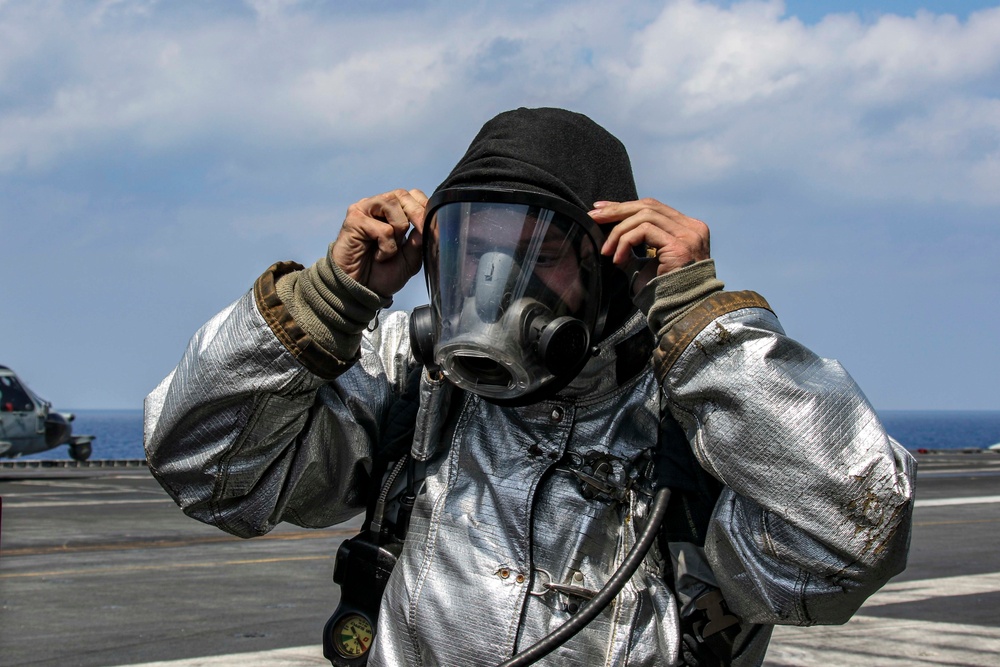 Abraham Lincoln conducts aircraft firefighting training