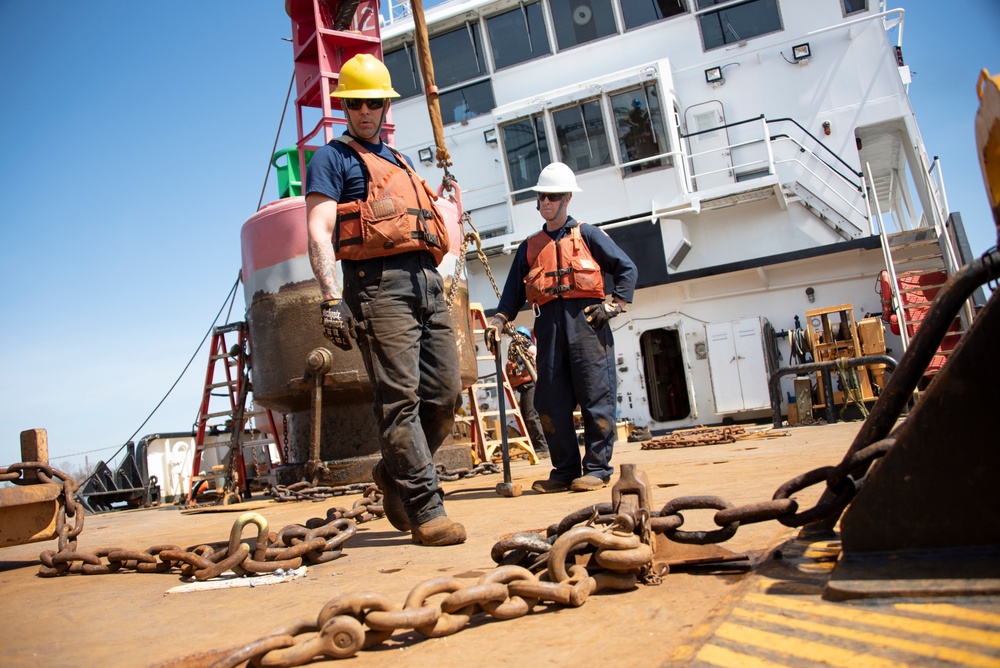 Master Chief Petty Officer of Coast Guard Reserve Visits USCGC William Tate