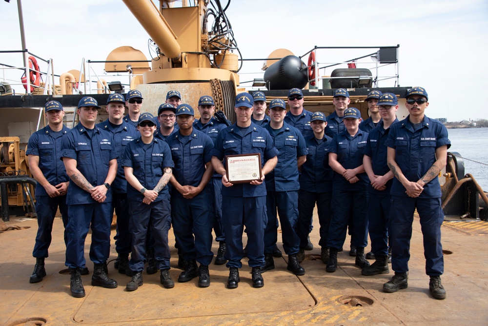 Master Chief Petty Officer of Coast Guard Reserve Visits USCGC William Tate