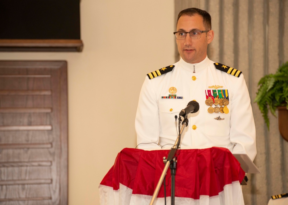 USS Tennessee (SSBN 734) Gold Crew Holds Change of Command