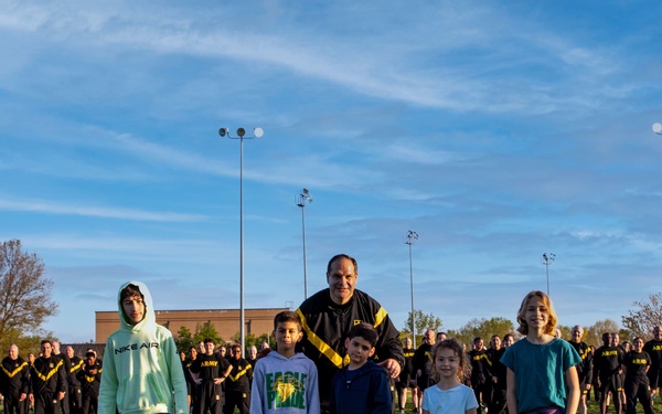 OCAR Celebrates Army reserve Birthday with children up front