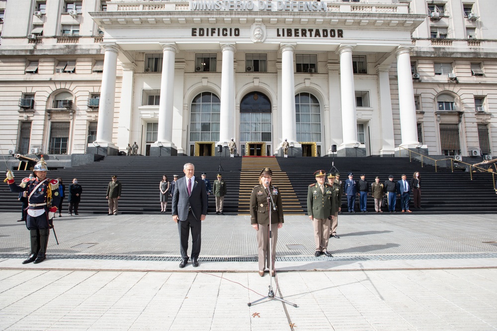 SOUTHCOM Commander Visits Argentina, Chile