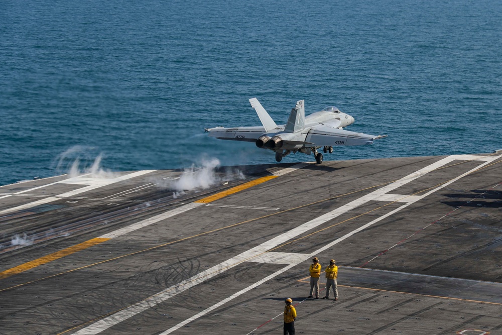 Abraham Lincoln conducts flight operations