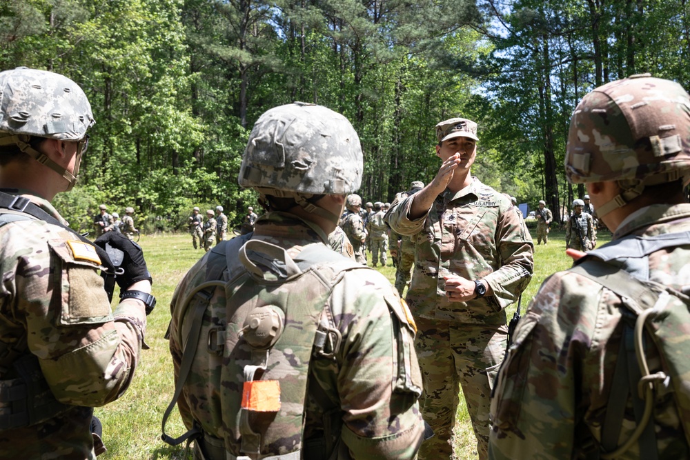 1st Battalion, 222d Aviation Regiment Conducts Field Training Exercise!