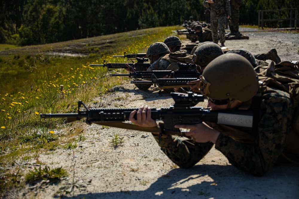Engineer Support Company executes company defense range