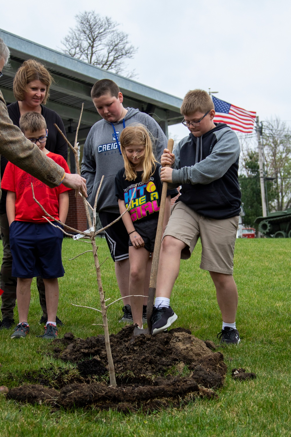 Community plants Arbor Day trees at Nebraska National Guard Museum