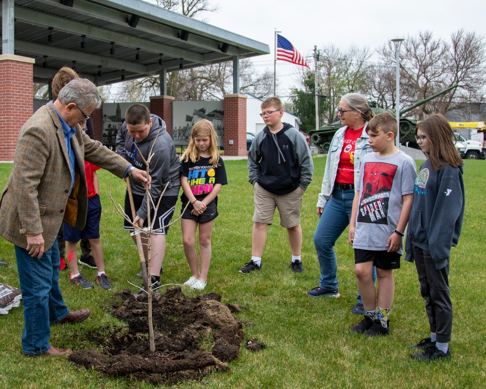 Community plants Arbor Day trees at Nebraska National Guard Museum