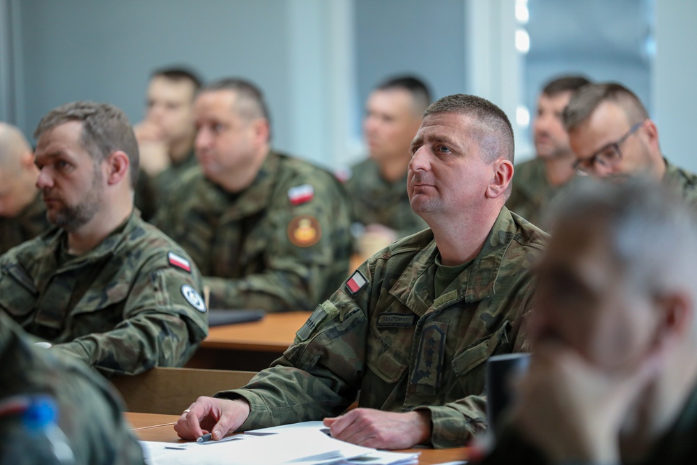 Master Gunner Plays Vital Role during Abrams Operations Summit