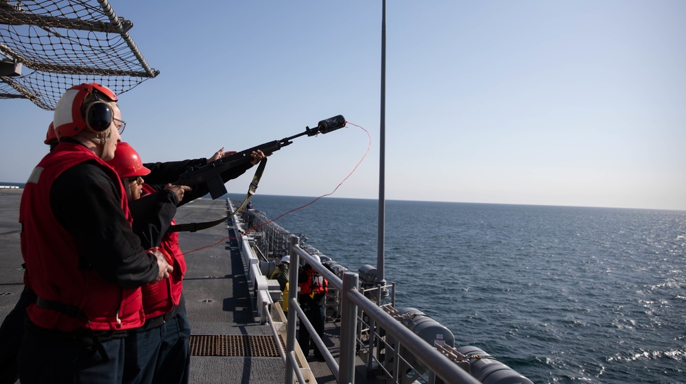 USS Bataan (LHD 5) RAS