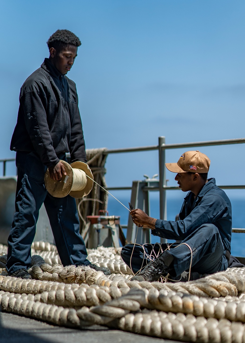 USS Carl Vinson (CVN70) Sailors Restore Frayed Mooring Lines