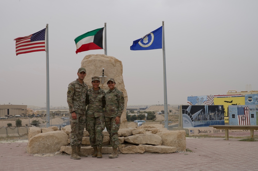 Military family deploys together, reunite in Kuwait