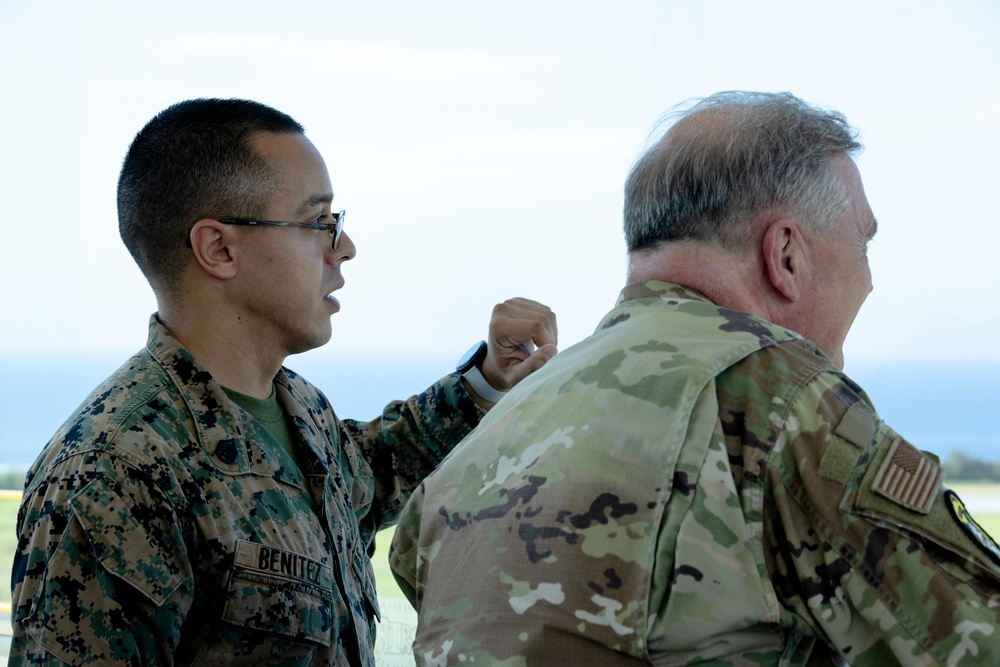 USFJ CG visits Okinawa