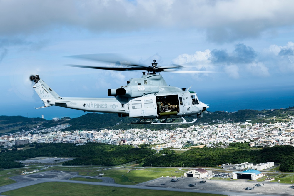 USFJ CG visits Okinawa