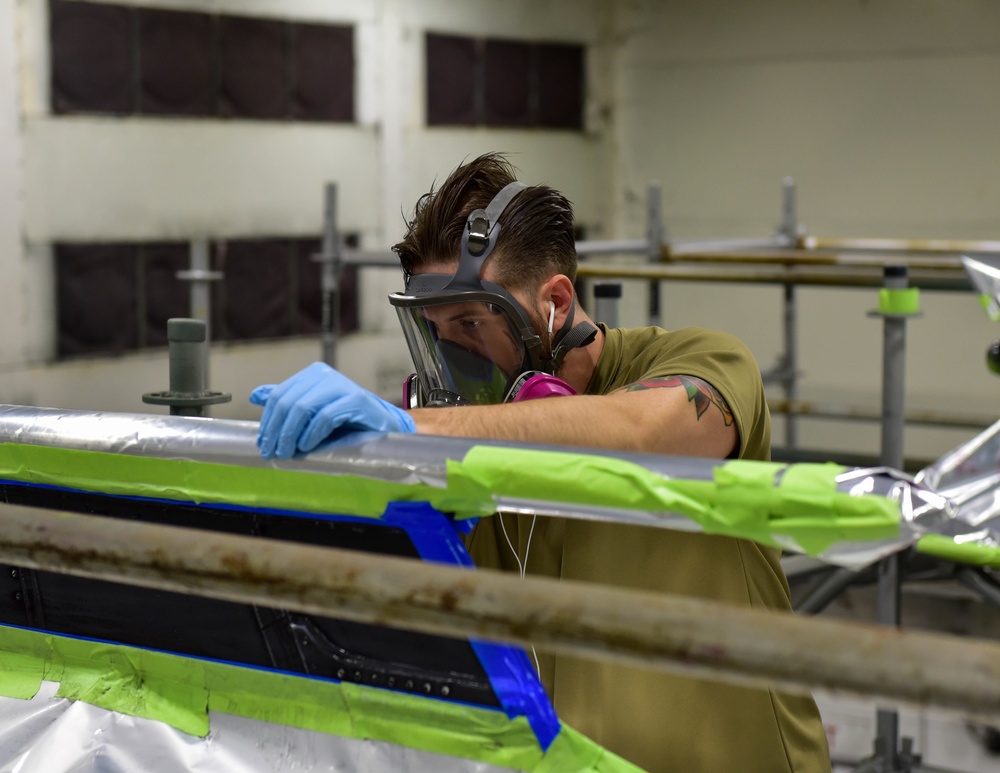 4EMS Airmen Paint 336th Flagship