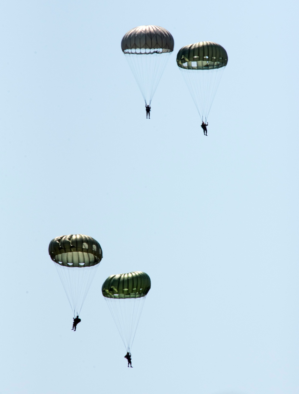 WWII planes drop paratroopers over Wright-Patt