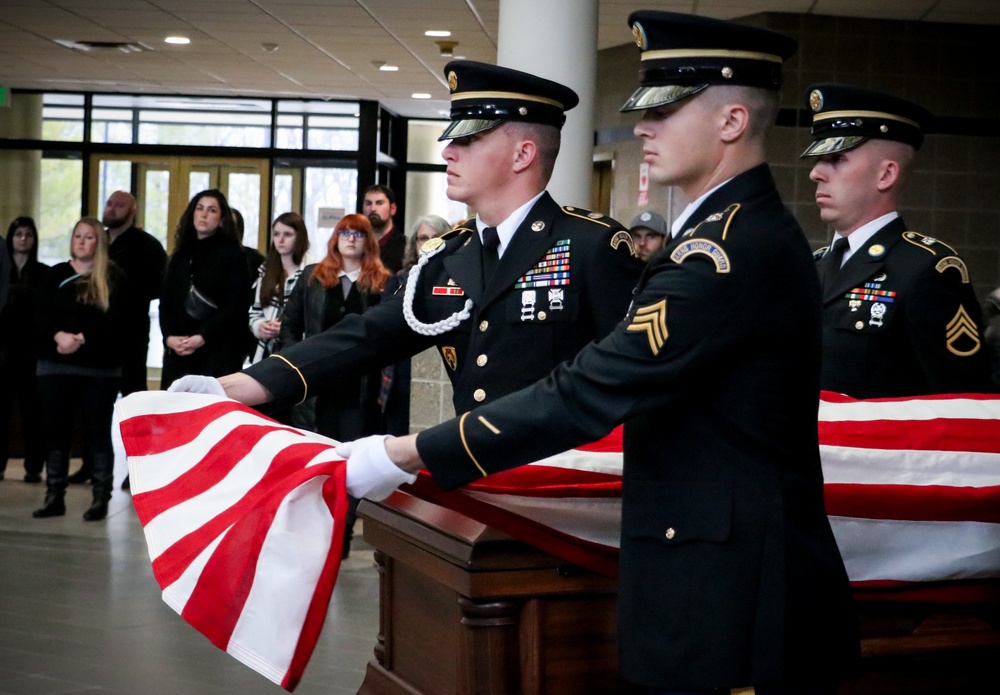 Iowa Honor Guard gives memorial demonstration to mortuary affairs students