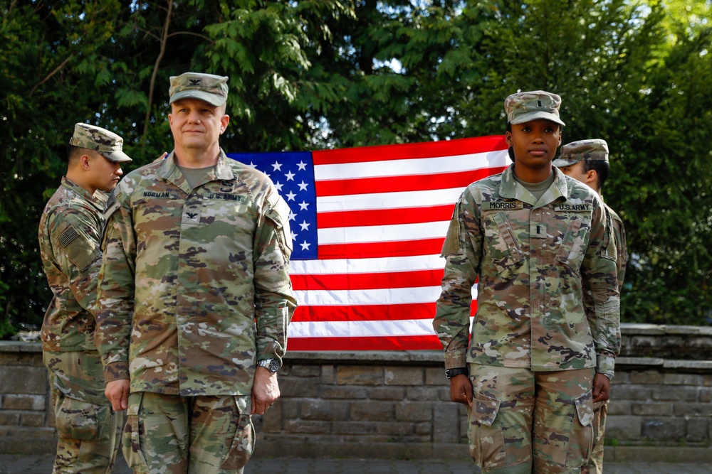 1ID 1st Lt. Promotes to the rank of Capt.