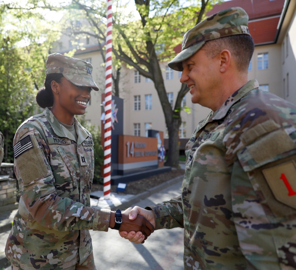 1ID 1st Lt. Promotes to the rank of Capt.