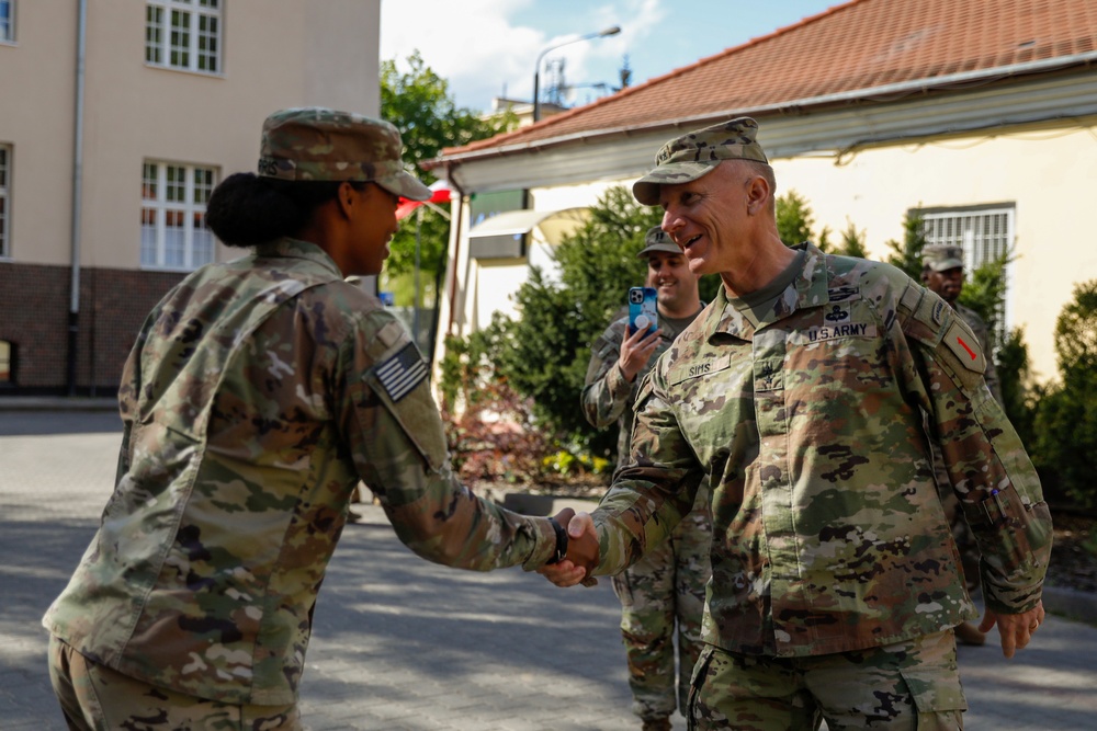 1ID 1st Lt. Promotes to the rank of Capt.