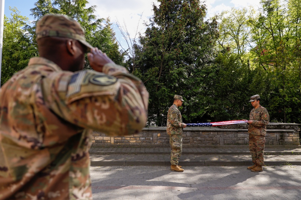 1ID 1st Lt. Promotes to the rank of Capt.