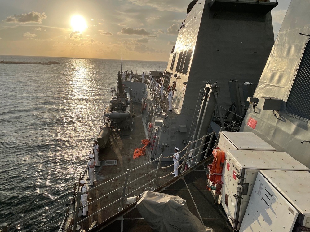 DDGs Lassen and Delbert Black Arrive to Fort Lauderdale for Fleet Week