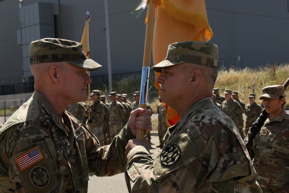 The 115th Regional Support Group welcomes new commander at Change of Command Ceremony