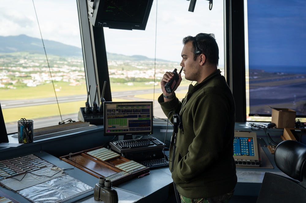 Lajes ATC enables trans-Atlantic bridge