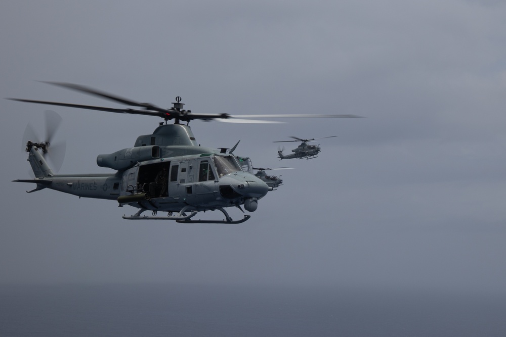 HMLA-369 Flying The Barn