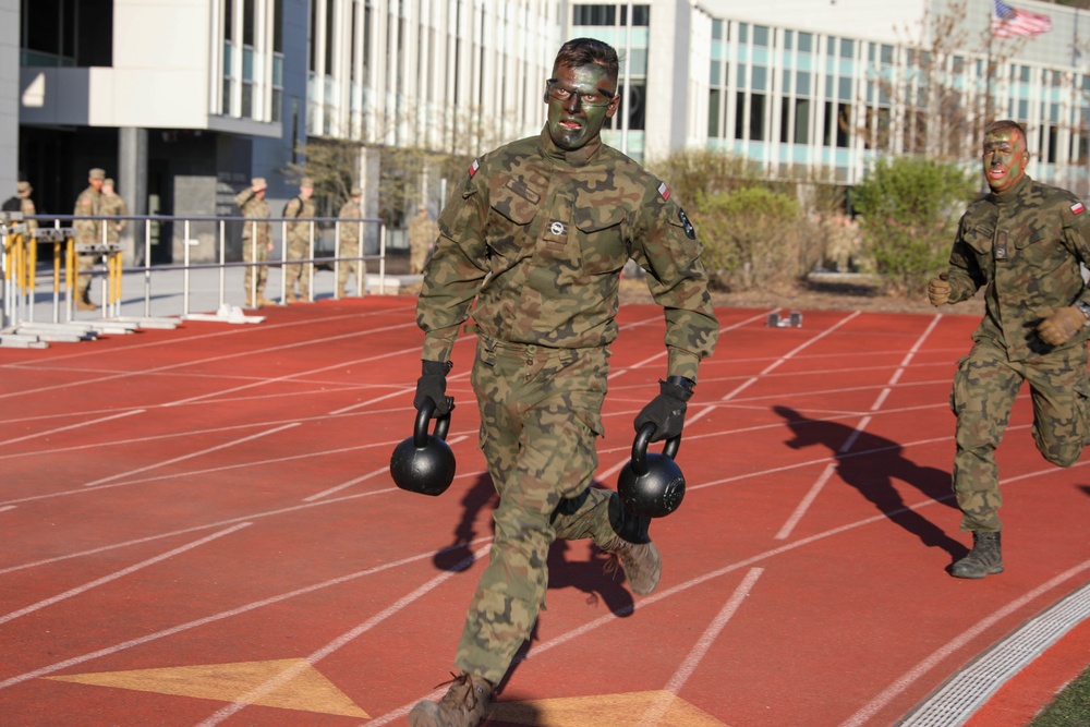Polish Academy Compete In Sandhurst