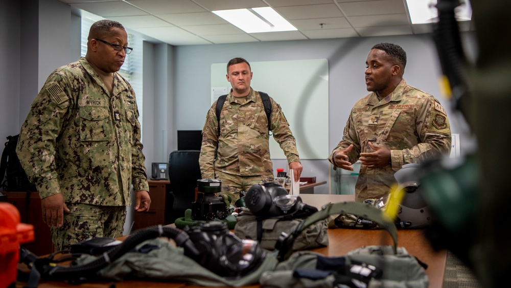 U.S. TRANSCOM senior enlisted leader visits MacDill AFB