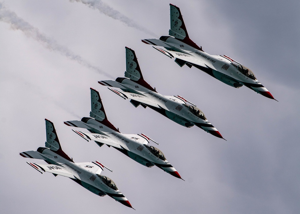 Sunshine State Welcomes the Thunderbirds