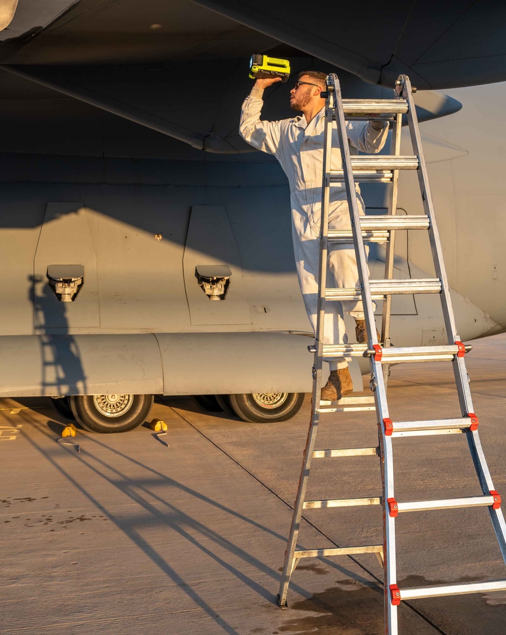 NAVSTA Rota Airmen keep the AMC fleet flying