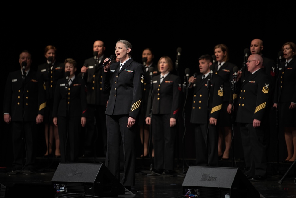 Navy Band visits Mason, ohio