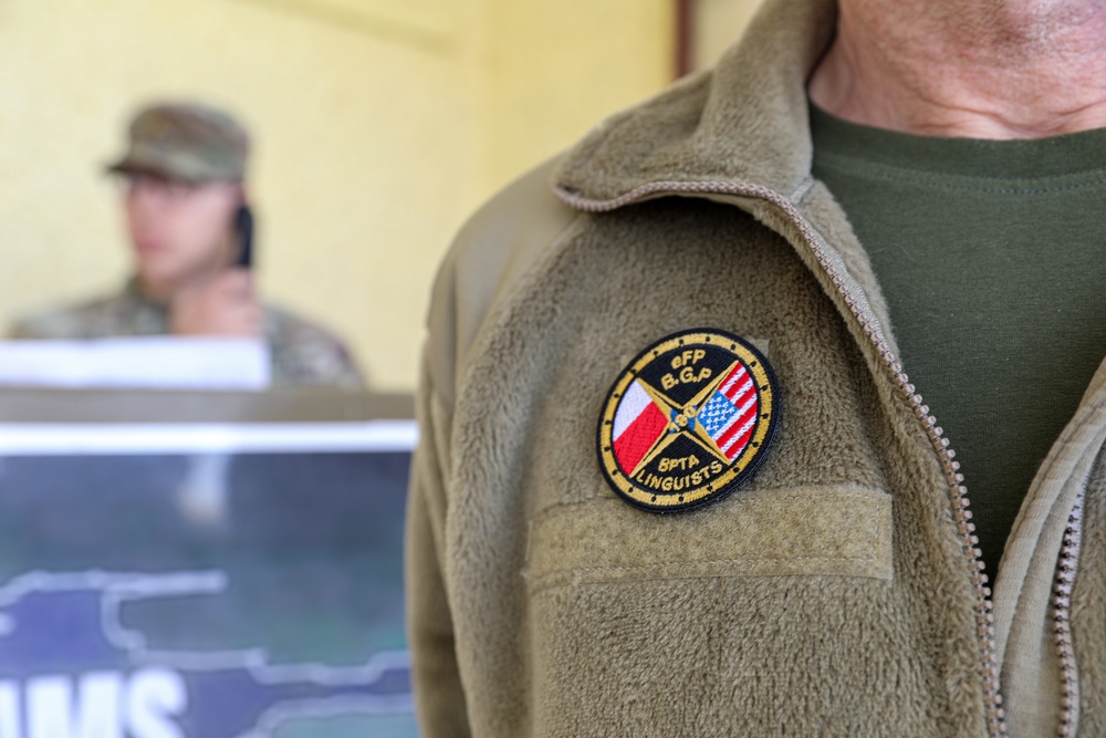 Dreadnaughts Recognize Linguists for their Assistance during Abrams Operation Summit
