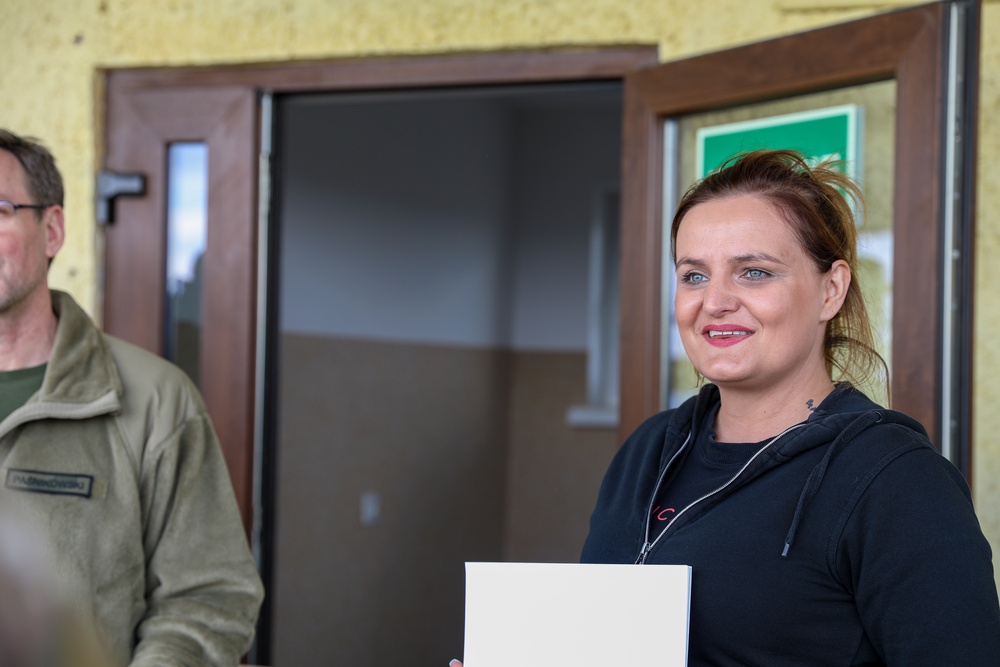 Dreadnaughts Recognize Linguists for their Assistance during Abrams Operation Summit