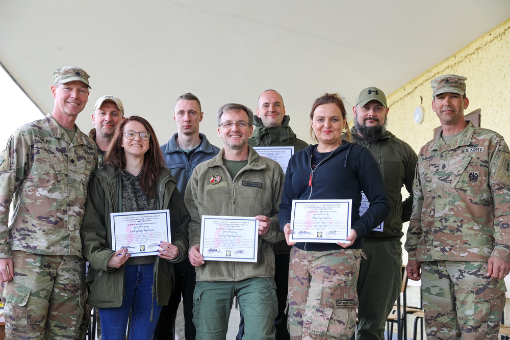 Dreadnaughts Recognize Linguists for their Assistance during Abrams Operation Summit