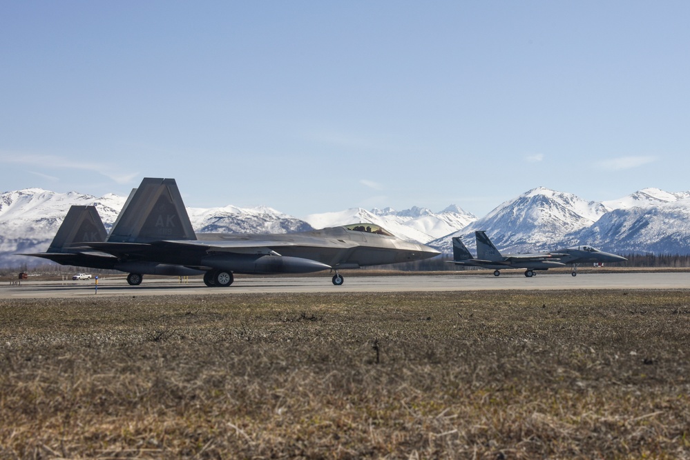 F-15Cs participate in Alaskan DACT