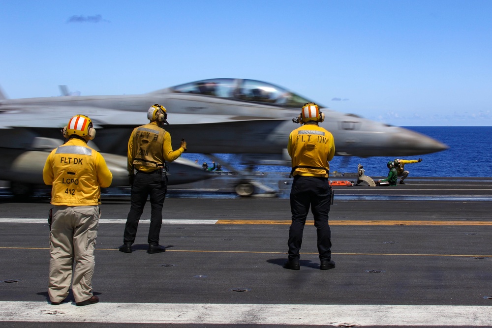 Abraham Lincoln Sailors conduct maintenance