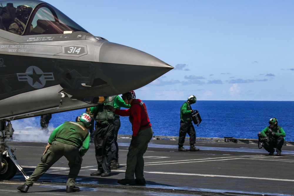 Abraham Lincoln Sailors conduct maintenance