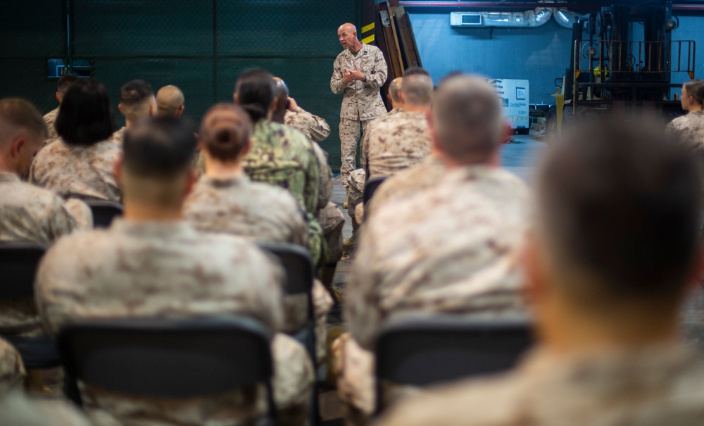 MARCENT SgtMaj holds Townhall for TF 51/5