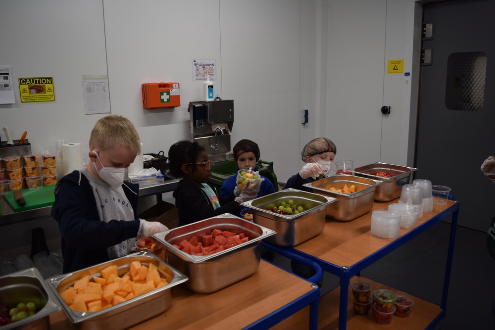 Preparing fruit cups