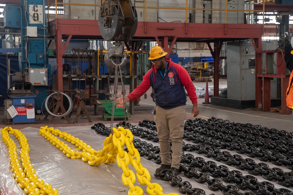 Center of Excellence: NNSY’s Forgers, Painters, and Riggers Complete Inspections and Overhauls of Navy Anchor Chains