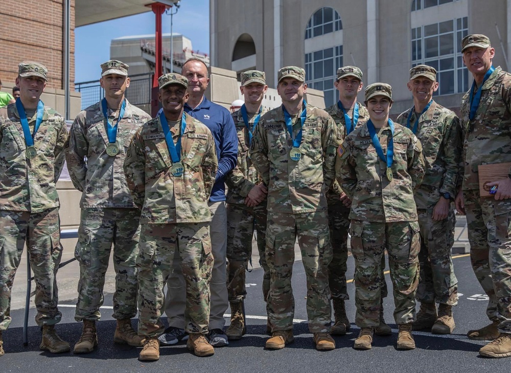 National Guard Soldiers on the All-Guard Endurance team from four states win the Lincoln Marathon Rucksack Relay